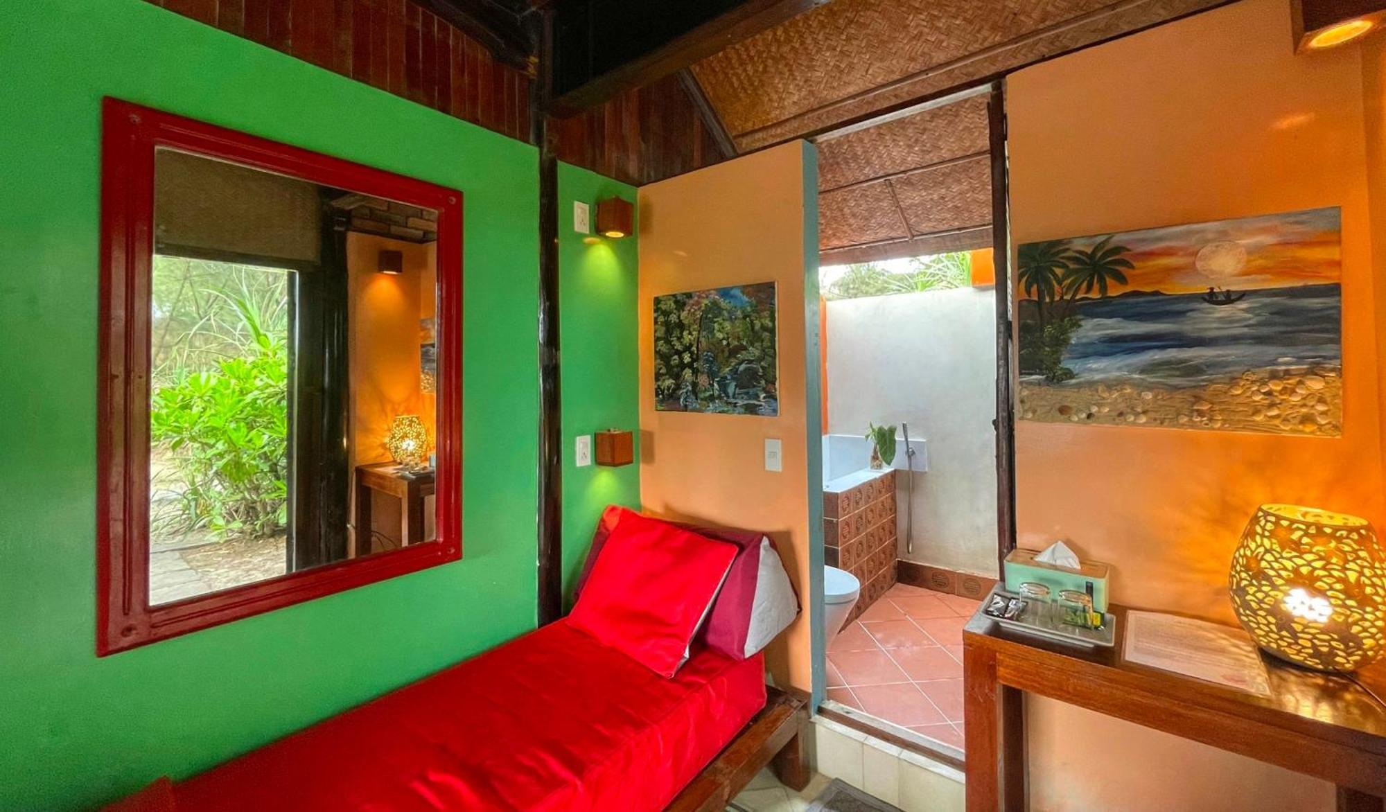 Villa Louise Hue Beach Boutique Hotel Δωμάτιο φωτογραφία