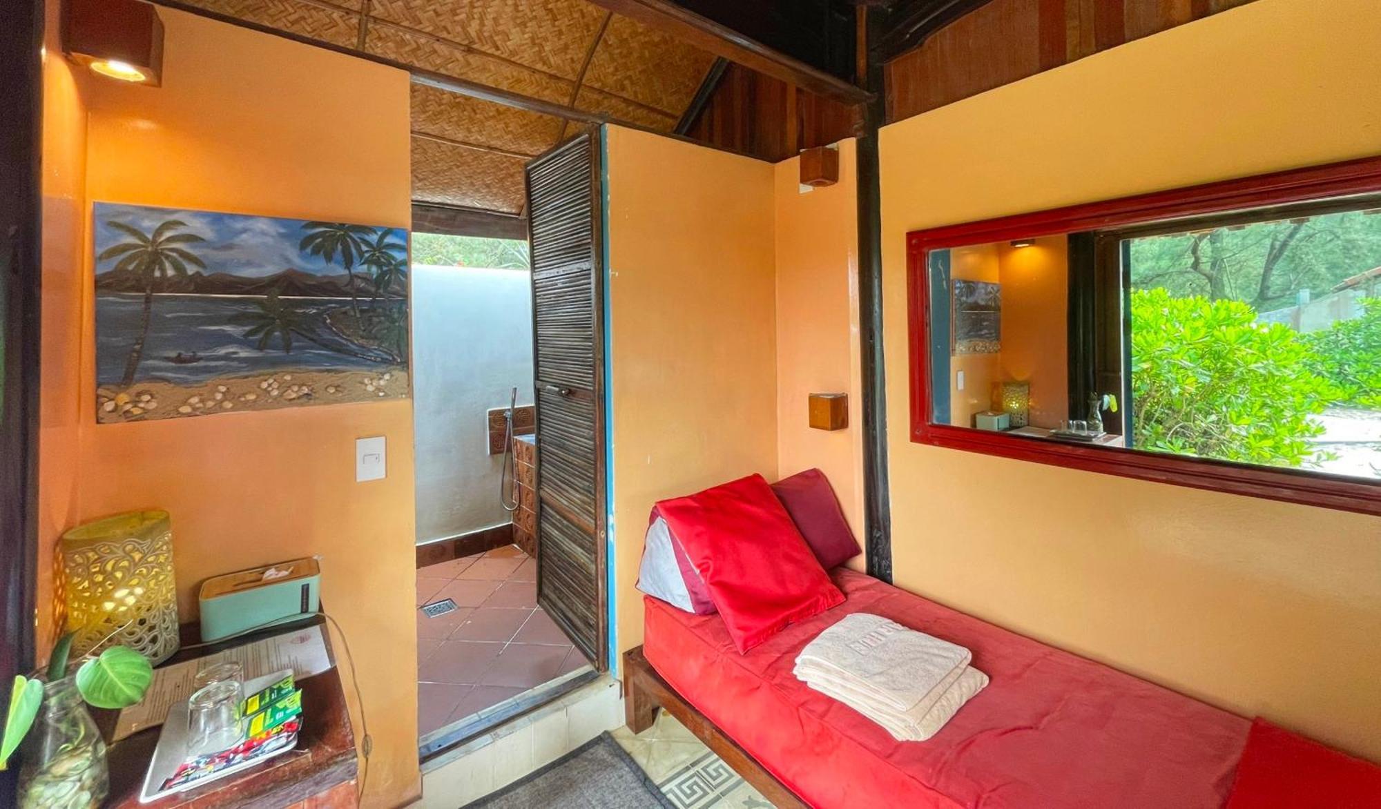 Villa Louise Hue Beach Boutique Hotel Δωμάτιο φωτογραφία